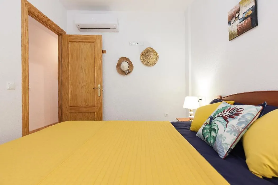 Fantastico Apartamento En El Centro De Roquetas, 300Mb Optic Fiber High Speed Internet, Smart Tv Apartment Roquetas de Mar 0*,  Spain